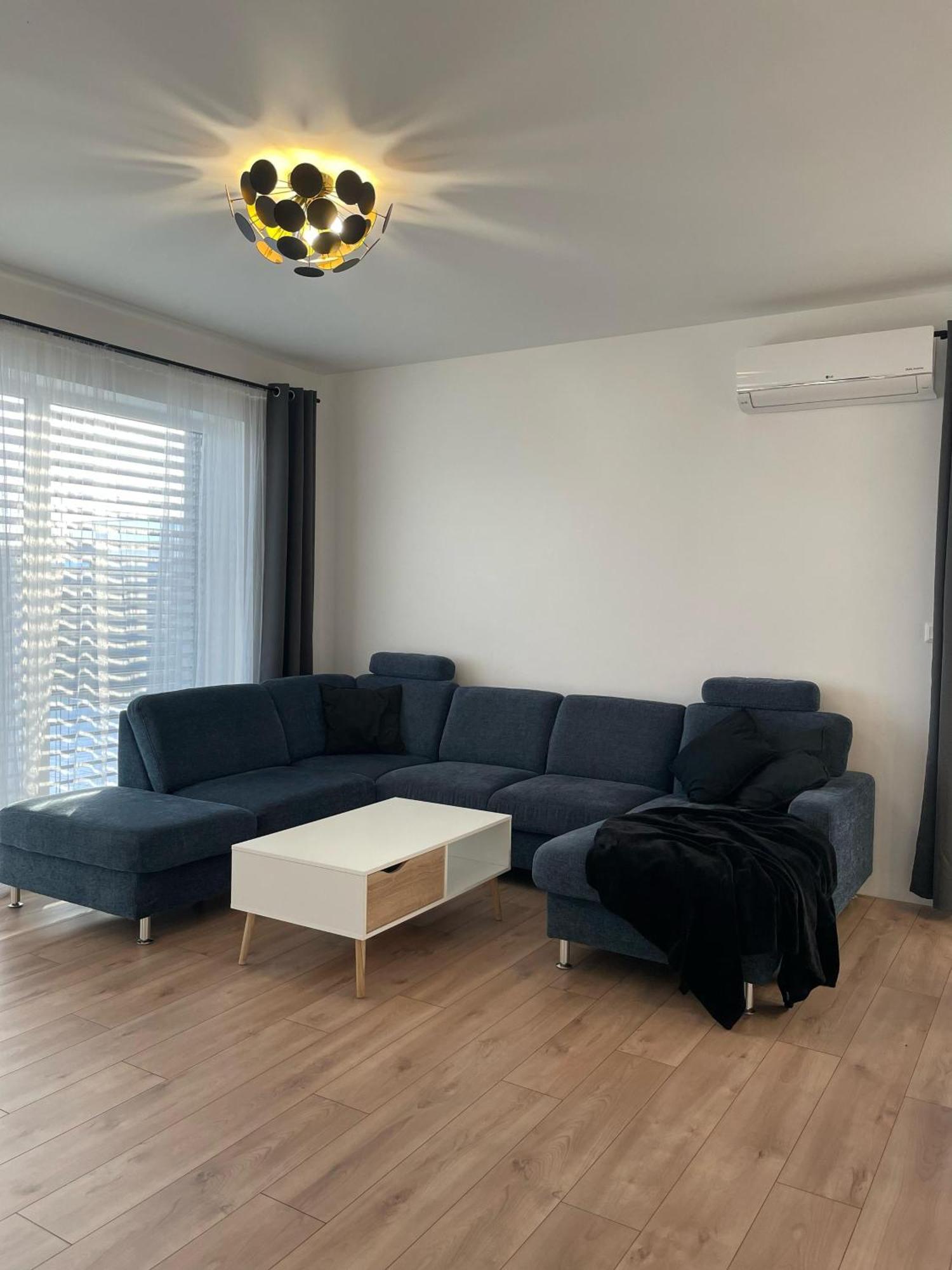 Klimatizovany Apartmanovy Dom, S Virivkou, 1B Senec Zewnętrze zdjęcie