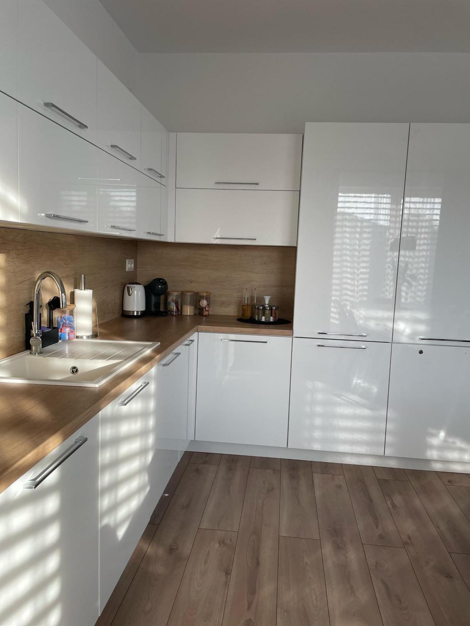 Klimatizovany Apartmanovy Dom, S Virivkou, 1B Senec Zewnętrze zdjęcie